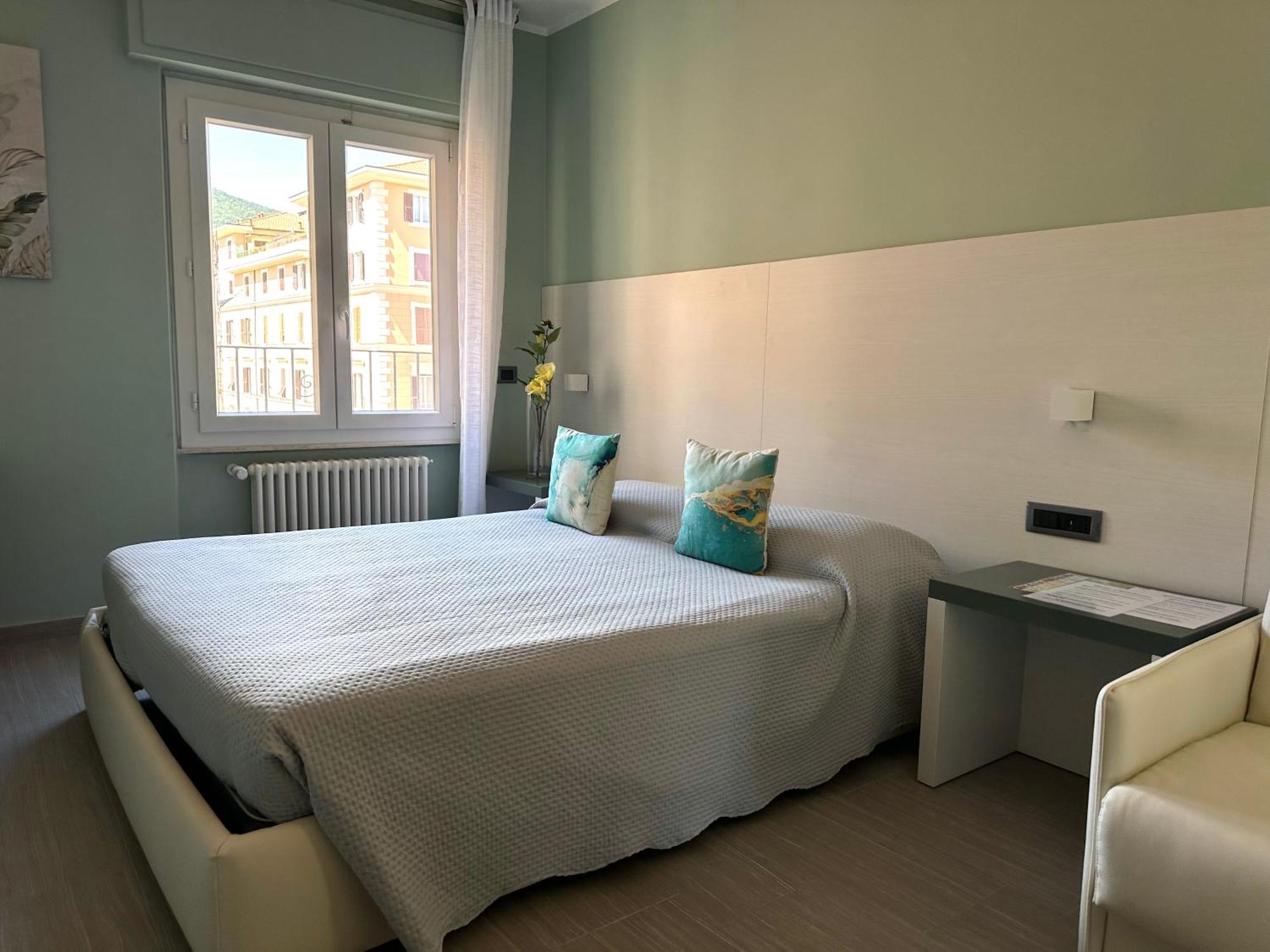 Real Rooms Dalia La Spezia Luaran gambar