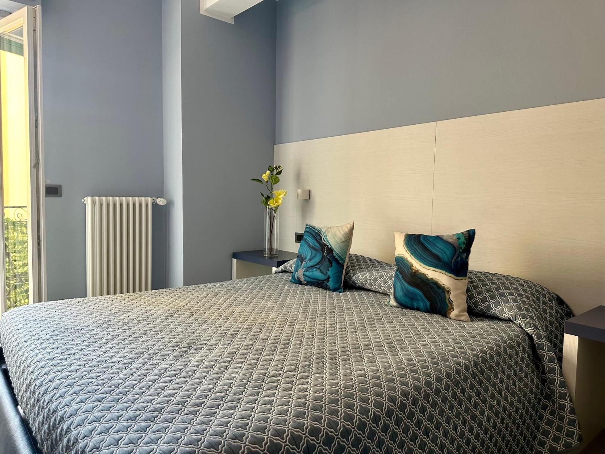 Real Rooms Dalia La Spezia Luaran gambar