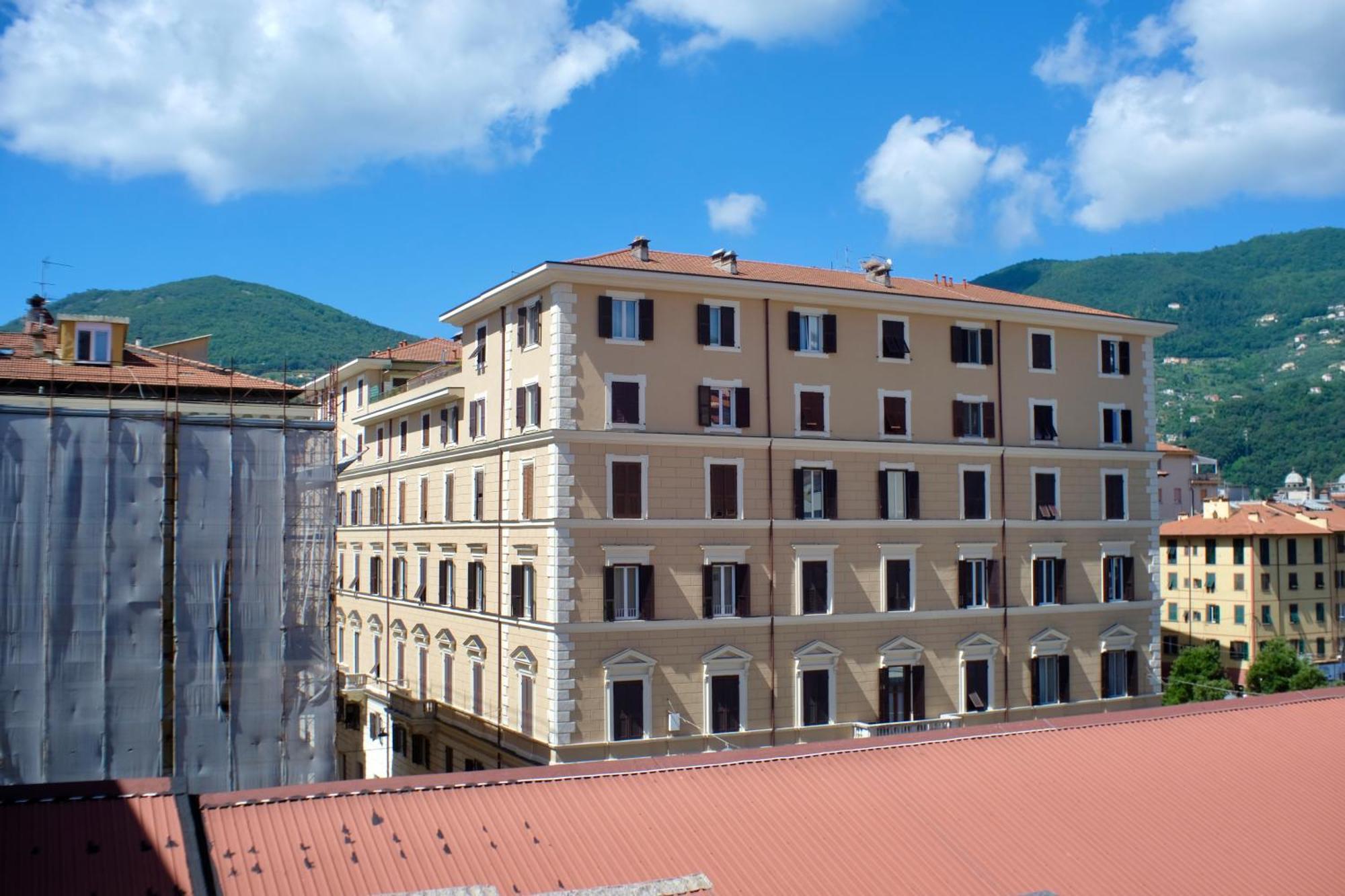 Real Rooms Dalia La Spezia Luaran gambar